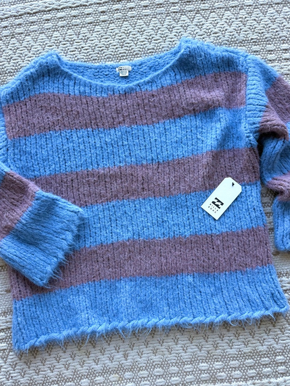 🔥🔥BILLABONG - UNRELEASED SEA SCALE OFF SHOULDER SWEATER🔥🔥